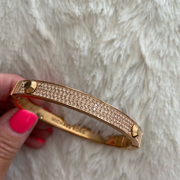 Michael Kors Bangle ! - Picture 1 of 4